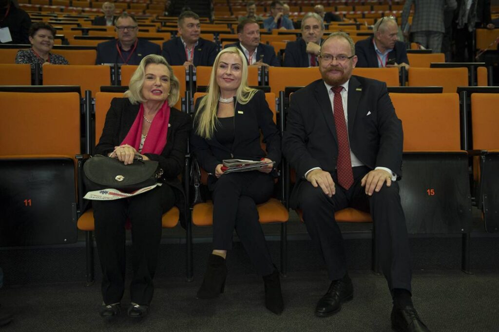 Zjazd sprawozdawczo-wyborczy MWS — 4