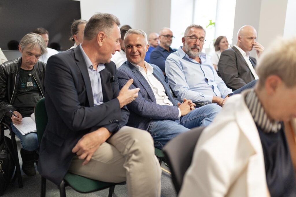 Samorząd to kręgosłup obrony cywilnej - Tomasz Siemoniak gościem Klubu gospodarczego MWS — 4