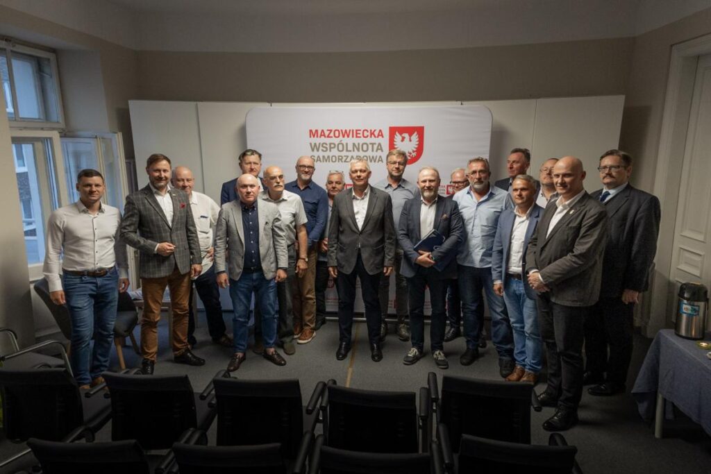 Samorząd to kręgosłup obrony cywilnej - Tomasz Siemoniak gościem Klubu gospodarczego MWS — okładka