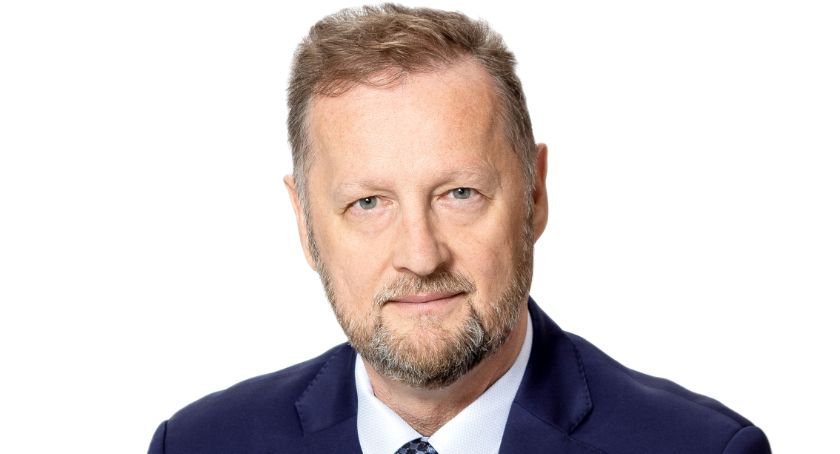 R. Raczyński: System partyjny zabija aktywność publiczną Polaków