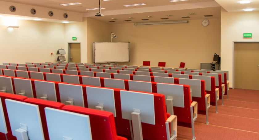 Współpraca powiatu radomskiego z UTH