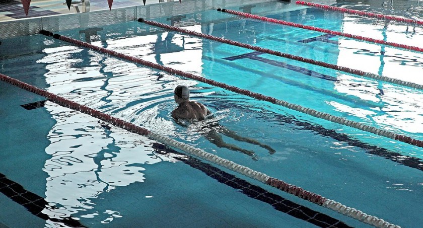Czy samorządy będą zamykać pływalnie i hale sportowe?