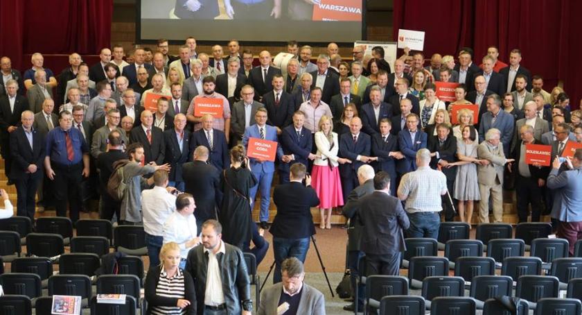 Bezpartyjni: Kim i jacy jesteśmy na Mazowszu