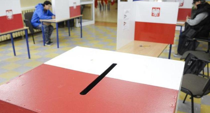 Zakończyły się wybory samorządowe 2018! Co wiemy do tej pory?