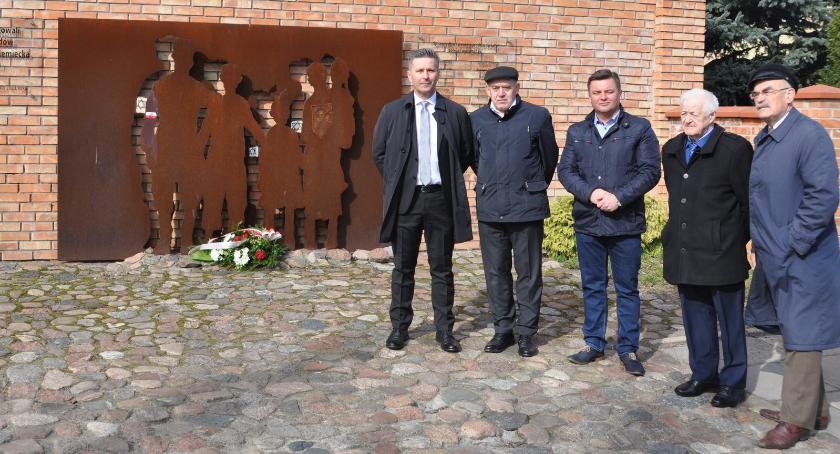 Narodowy Dzień Pamięci o Polakach ratujących Żydów w Wołominie