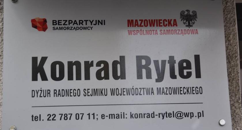 Konrad Rytel zainaugurował dyżury w Wołominie