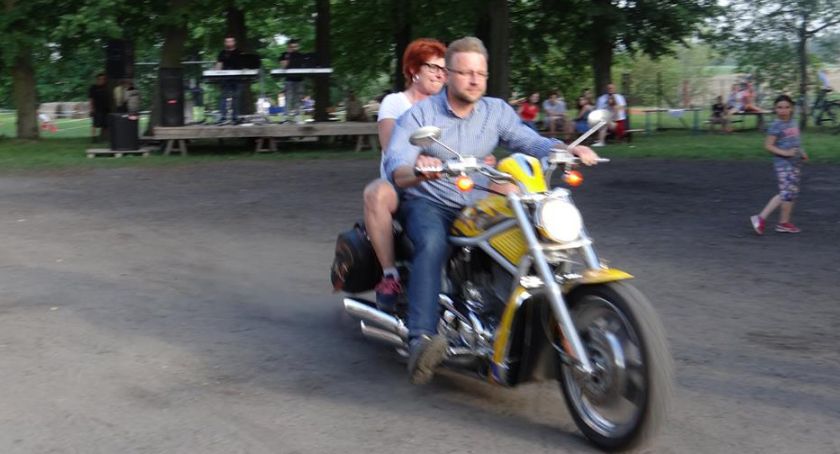 Paweł Kłobukowski, czyli "jedynka" z okręgu płockiego: całe życie na motocyklu?