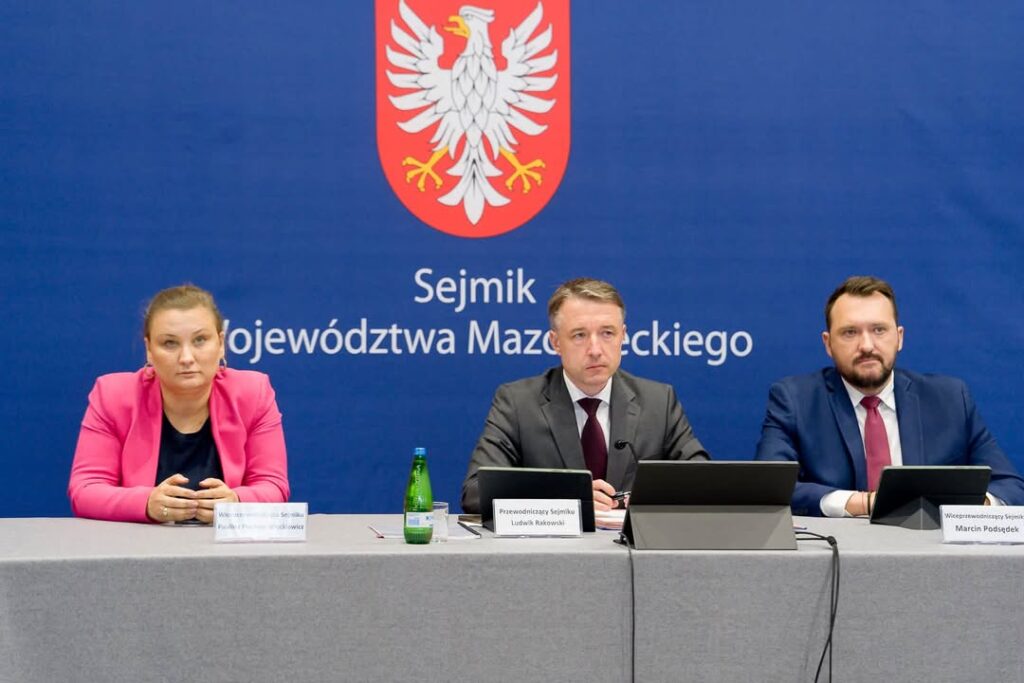 Wieści z Sejmiku Mazowieckiego, który obradował wczoraj w Ostrołęce. Przypominamy, że w Se…